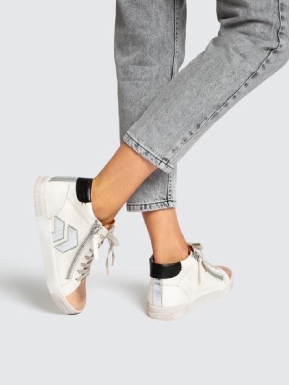 Dolce Vita Size 7.5 Metallic High Top Sneakers Chic‎ Leather Street Style
